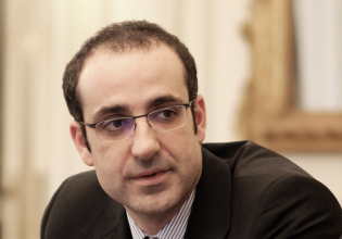 ΠΑΣΟΚ: Ο Γρηγόρης Δημητριάδης προσπαθεί με αγωγές να φιμώσει και να τρομοκρατήσει