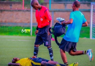 Τραγωδία στο Μπουρούντι: Ποδοσφαιριστής πέθανε στον αγωνιστικό χώρο αφού κατάπιε νόμισμα-γούρι