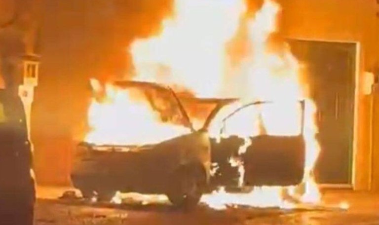 Κέρκυρα: Σταυρόλεξο για δυνατούς λύτες ο εμπρησμός αυτοκινήτων επιχειρηματία