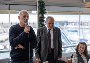 Ο Δήμαρχος Πειραιά Γιάννης Μώραλης στην εκδήλωση για τα 140 χρόνια του Ομίλου Ερετών