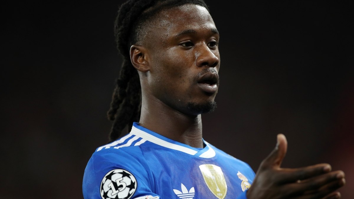 «Ο Καμαβινγκά θέλει να φύγει από τη Ρεάλ Μαδρίτης και να παίξει στην Premier League»