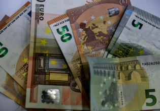 Φάμελλος για δώρο Χριστουγέννων: Κ. Μητσοτάκη ώς πότε θα συντηρείτε κοινωνικές ανισότητες και αδικίες;