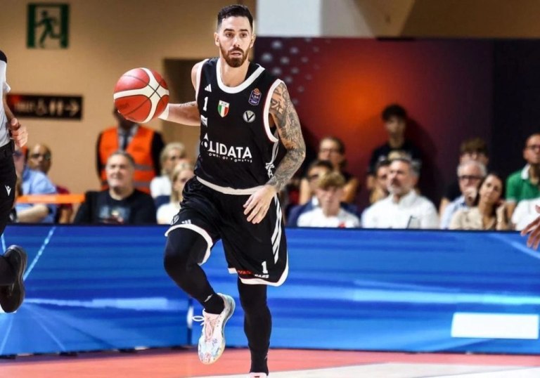 Ο Βιλντόζα πήρε το… πορτοφόλι του Πετρούσεφ και χάρισε τη νίκη στη Βίρτους (vids)