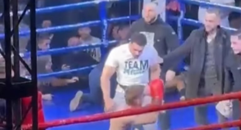 Συνεργάτης του Έλληνα kickboxer για την άγρια επίθεση στη Σερβία: «Μπήκαν 100 άτομα στο ρινγκ και μας βαρούσαν ανελέητα»