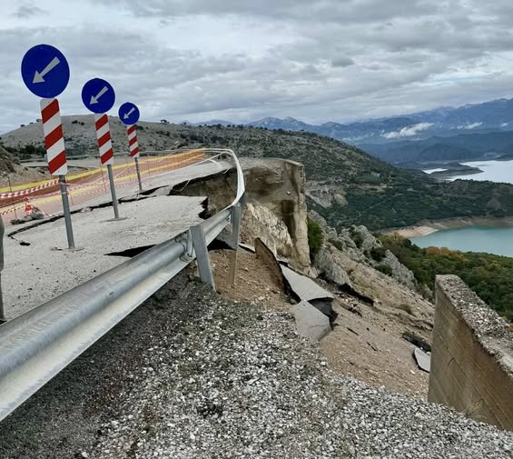 Επείγον αίτημα του Δήμου Αγράφων για άμεση αποκατάσταση της επαρχιακής οδού Αλευράδα – Γέφυρα Τατάρνας