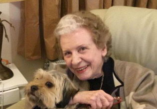 Ο πολιτικός κόσμος αποχαιρετά την Σύλβα Ακρίτα – «Ιστορική μορφή του κοινοβουλευτισμού»