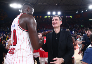 Μπαρτζώκας: «Νομίζω πως ο Φαλ θα γυρίσει μέσα στη χρονιά»