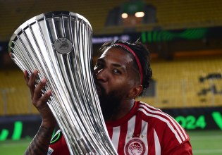 Τρία χρόνια στον Ολυμπιακό έκλεισε ο Ροντινέι: Ο «πολεμιστής» που αγαπήθηκε όσο λίγοι