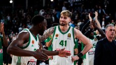 Χριστούγεννα με την οικογένεια Γκραντ έκανε ο Ερνανγκόμεθ (pic)