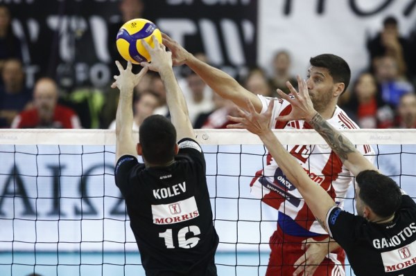 ΠΑΟΚ και Ολυμπιακός «μάχονται» για τον τίτλο του League Cup