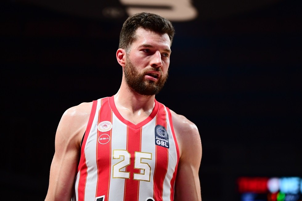 Τι είπε ο Πίτερς για τη μεταγραφή του Μόρις στον Ολυμπιακό…