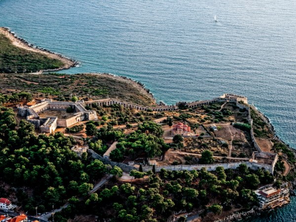 Τα αουτσάιντερ του ελληνικού τουρισμού – Πού κατευθύνονται επενδύσεις 500 εκατ. ευρώ