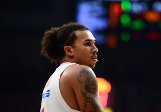 Νέος τραυματισμός στον Ολυμπιακό: Ένα μήνα εκτός δράσης ο Γουόρντ