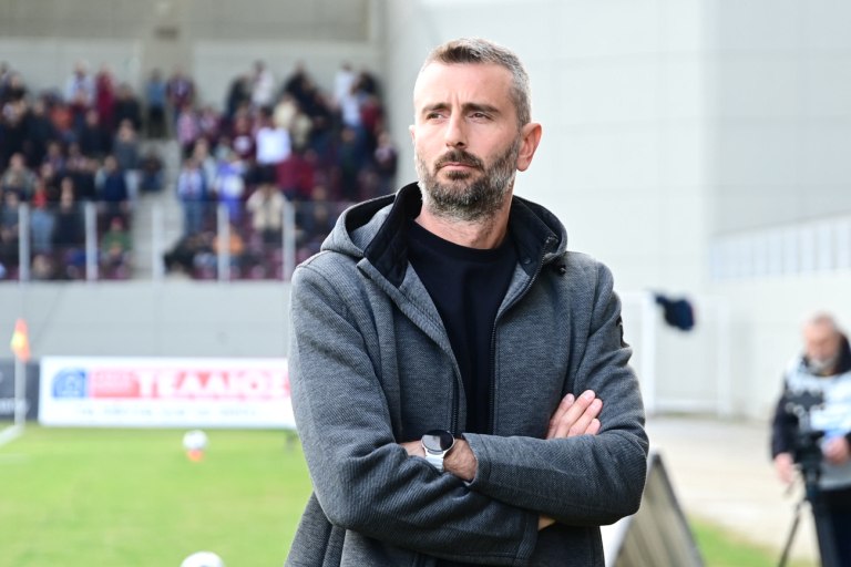 Παρελθόν από τον πάγκο της ΑΕΛ Novibet ο Μαλεζάς