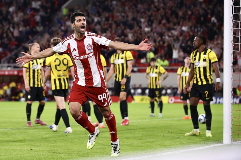 Super League: Η «τρόικα»του πρωταθλήματος και οι τριάδες (τους) έως τις γιορτές