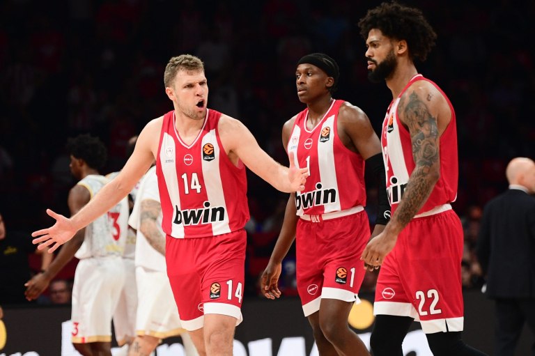 Μεγάλη «μάχη» στο ΣΕΦ: Ο Ολυμπιακός κοντράρεται με τη φορμαρισμένη Φενέρμπαχτσε