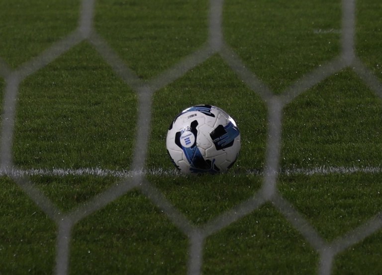 Σοβαρά επεισόδια σε αγώνα τοπικών ομάδων στην Ξάνθη – Τραυματίστηκαν τρεις παίκτες