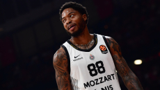 Οι Σέρβοι αποκαλύπτουν το συμβόλαιο που δίνει στον Τζόουνς ο Ολυμπιακός και πότε έρχεται ο παίκτης στην Ελλάδα