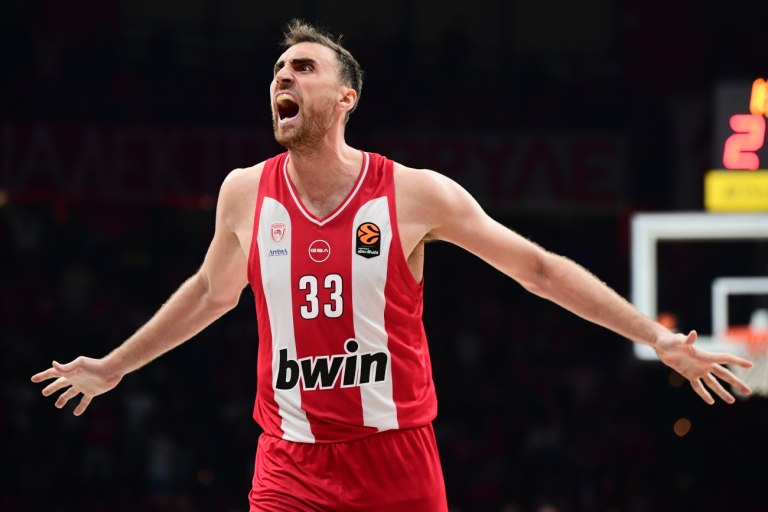 Οι αθλητικές μεταδόσεις της ημέρας (4/12): Δράση με Ολυμπιακό στην Ευρωλίγκα και ευρωπαϊκό ποδόσφαιρο