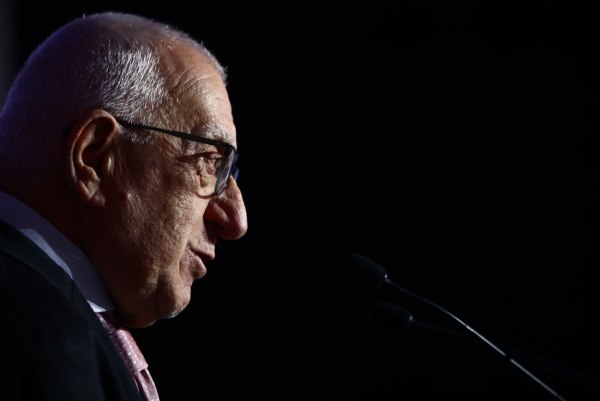 Νικήτας Κακλαμάνης: Τον λαό οφείλεις να τον σέβεσαι όταν ανεβαίνεις στην εξουσία