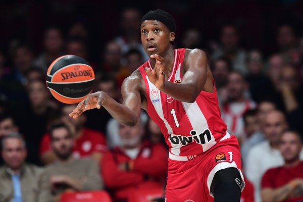 Ολυμπιακός: Έτοιμος ενόψει Φενέρ ο Νιλικίνα