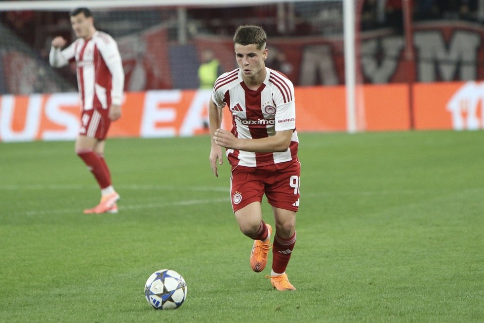 Σπουδαία στιγμή: Ο Μουζακίτης βραβεύεται με το Golden Boy Web 2025