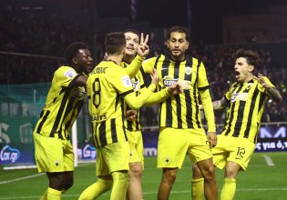 LIVE: ΑΕΚ – Ατρόμητος