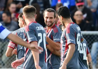 Ο Ολυμπιακός άνοιξε το σκορ στη Σύρο με τον Γιαζίτζι (vid)