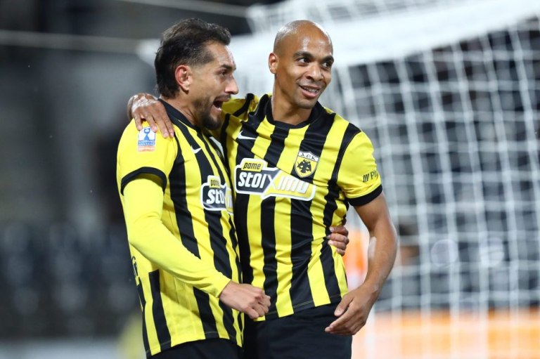 Περέιρα: «Θέλω να κερδίζει η ΑΕΚ – Χαρούμενος που επέστρεψα…»