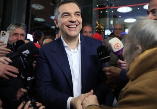 Τάραξε το πολιτικό σκηνικό ο Τσίπρας – Τι λένε τα κόμματα για την ομιλία του στην παρουσίαση της «Ιθάκης»