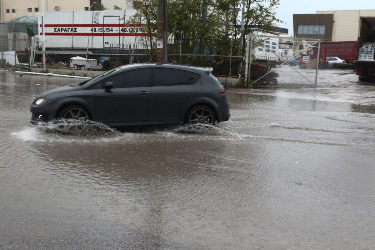 Κακοκαιρία Byron: Μέχρι πότε θα συνεχιστούν τα φαινόμενα στη Θεσσαλία – Βροχοπτώσεις στην κεντρική και ανατολική Μακεδονία