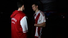 Διακοπή στον τελικό του League Cup λόγω συσκότισης