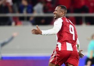 Ο Ελ Κααμπί καταρρίπτει το ένα ρεκόρ μετά το άλλο: Ο γρηγορότερος σκόρερ του Ολυμπιακού με 75 γκολ