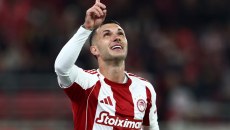 Ασταμάτητος ο Ολυμπιακός – Ο Στρεφέτσα έκανε το 3-0 για τους πρωταθλητές (vids)