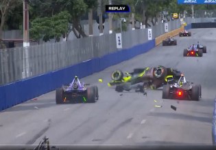 Ατύχημα σοκ στην Formula E, με μονοθέσιο να διαλύεται στον αέρα! (vids)