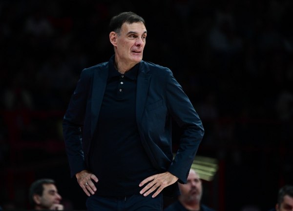 Η ατάκα του Μπαρτζώκα στους παίκτες του σε τάιμ άουτ (vid)