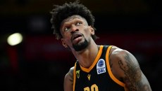 Τρεις ομάδες παρακολουθούν την περίπτωση του Σίλβα της ΑΕΚ