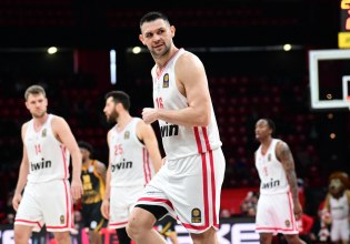 Ολυμπιακός – ΑΕΚ 100-93: Ζορίστηκαν οι «ερυθρόλευκοι», αλλά νίκησαν και… βλέπουν Μπαρτσελόνα