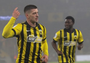 Για το «διπλό» και το βήμα οκτάδας στην Τουρκία η ΑΕΚ