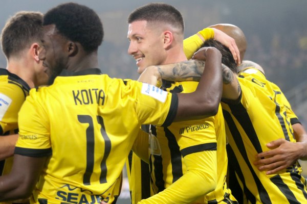 Για το «διπλό» και το βήμα οκτάδας στην Τουρκία η ΑΕΚ