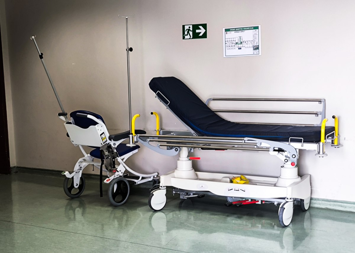 Μποξέρ επιτέθηκε σε γιατρό στο νοσοκομείο Αιγίου