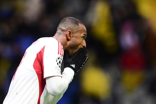 Δύο δοκάρια για τον Ολυμπιακό μετά το γκολ (vids)