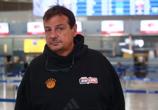 Αταμάν: «Δεν παίζει με την Αρμάνι ο Οσμάν, την επόμενη εβδομάδα επιστρέφει ο Χολμς»