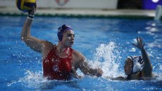 Βουλιαγμένη – Ολυμπιακός 10-12: Πήραν το ντέρμπι κι έκαναν το «12χ12» οι ερυθρόλευκες