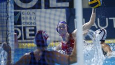 Βουλιαγμένη – Ολυμπιακός 10-12: Πήραν το ντέρμπι κι έκαναν το «12Χ12» οι ερυθρόλευκες