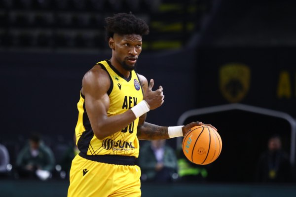 Νέα προβλήματα στην ΑΕΚ: Νοκ-άουτ και οι Σίλβα, Λεκαβίτσιους