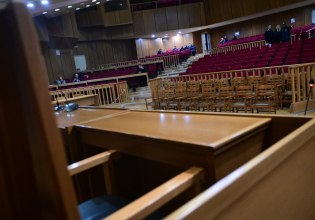 Υποκλοπές: Ζητήθηκε βίαιη προσαγωγή μαρτύρων που δεν προσήλθαν για κατάθεση στη δίκη