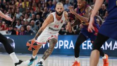 Μπαρτσελόνα – Ολυμπιακός 98-85: Κλάιμπερν και Πάντερ «καθάρισαν» στη Βαρκελώνη