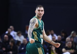 ΑΕΚ – Παναθηναϊκός 63-101: Με 14 τρίποντα και «μπόμπερ» τους Ρογκαβόπουλο, Τολιόπουλο!