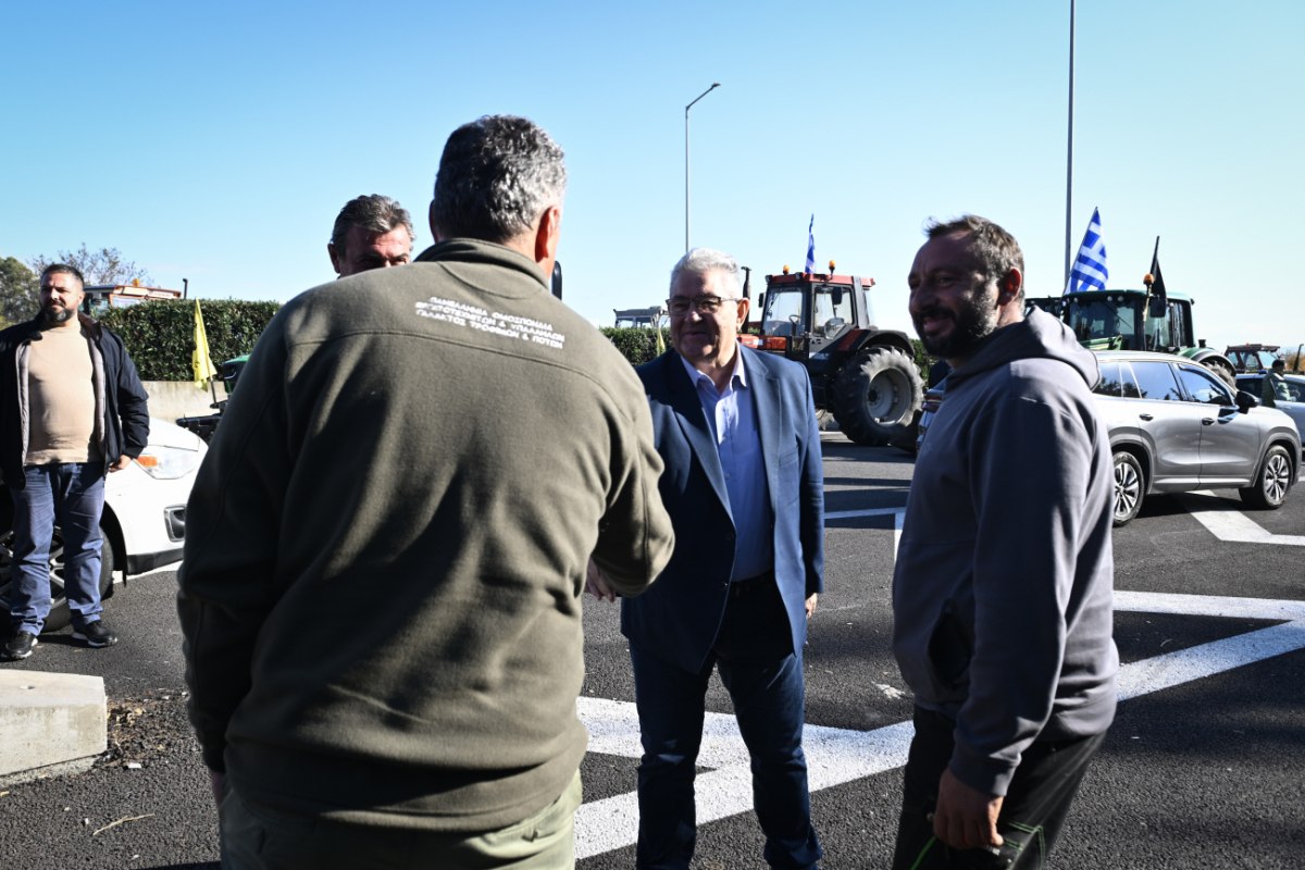 ΚΚΕ: Οι αγρότες έχουν μαζί τους το δίκιο και την αλληλεγγύη του λαού